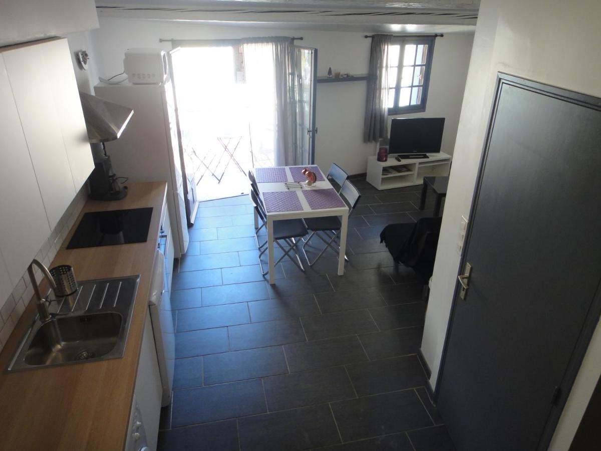 Le Petit Balcon De Cassis Apartment Exterior foto