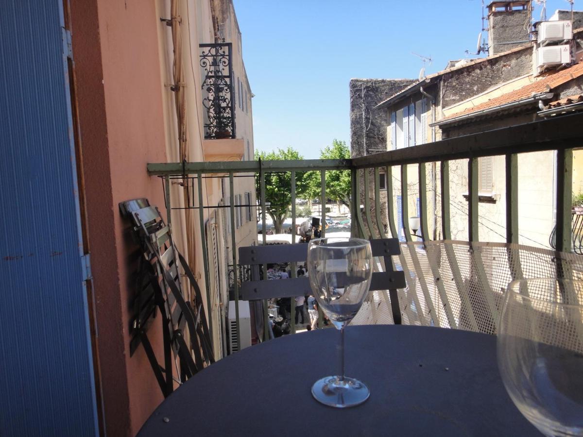 Le Petit Balcon De Cassis Apartment Exterior foto